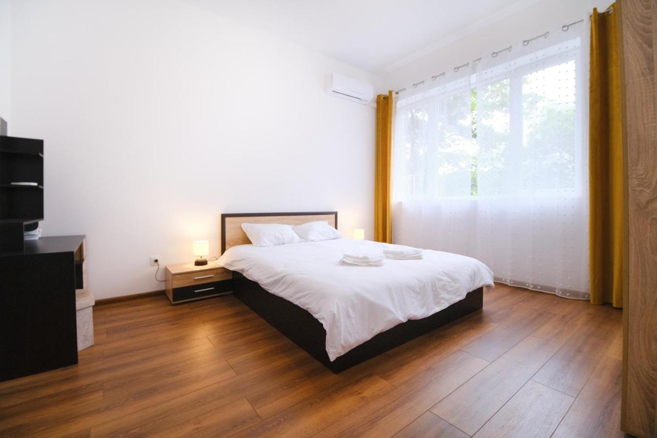 Apartment In The City Center Plovdiv Ngoại thất bức ảnh