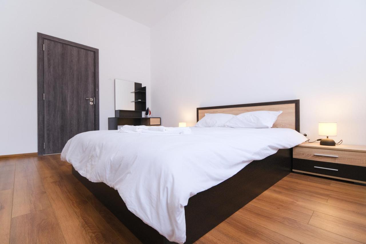 Apartment In The City Center Plovdiv Ngoại thất bức ảnh