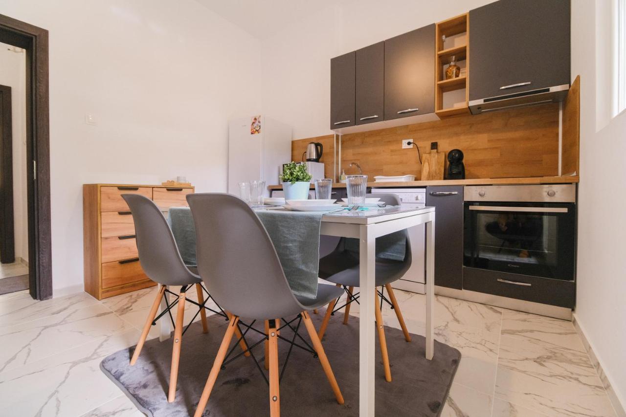 Apartment In The City Center Plovdiv Ngoại thất bức ảnh
